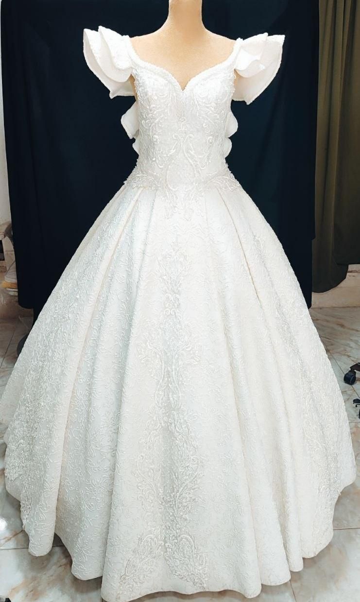 لباس عروس|لباس|گناباد, |دیوار