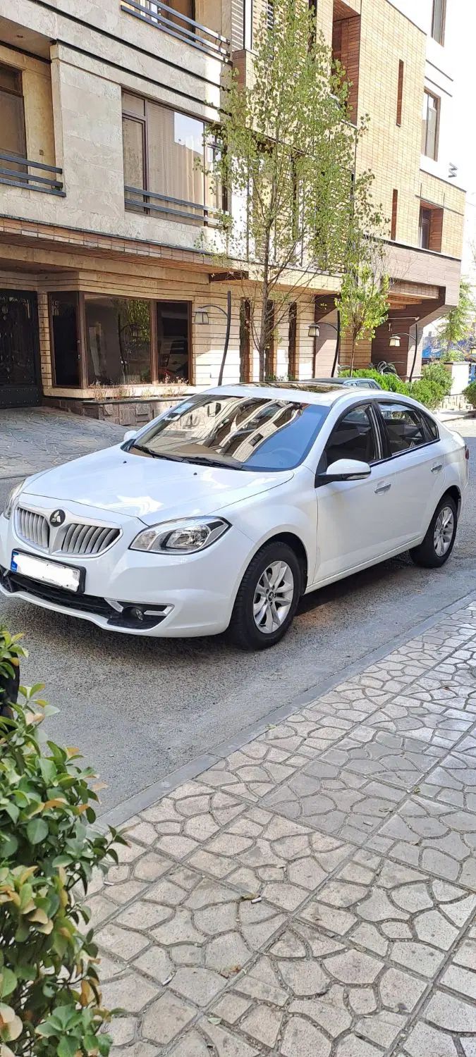 برلیانس H330 اتوماتیک 1500cc، مدل ۱۳۹۵ استثنایی|خودرو سواری و وانت|تهران, هروی|دیوار