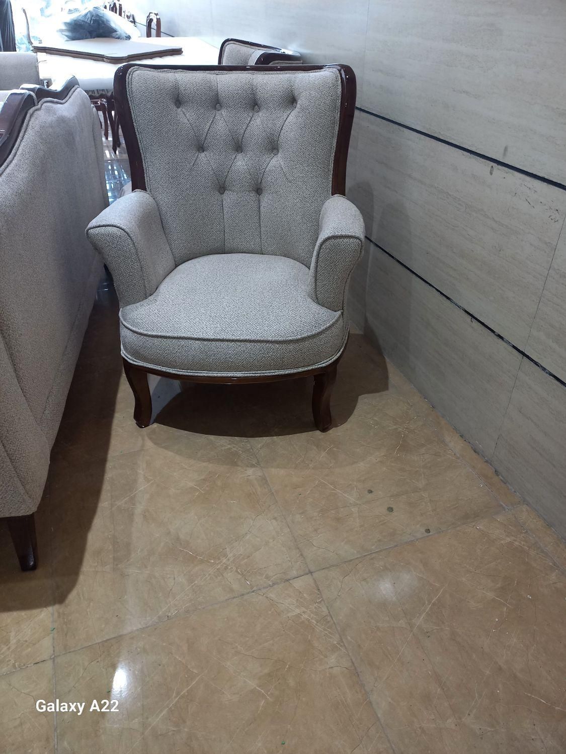 مبل راحتی تولیدوتعمیراتتخصصی انواعمبلمان|مبلمان خانگی و میز عسلی|سبزوار, مدرس|دیوار