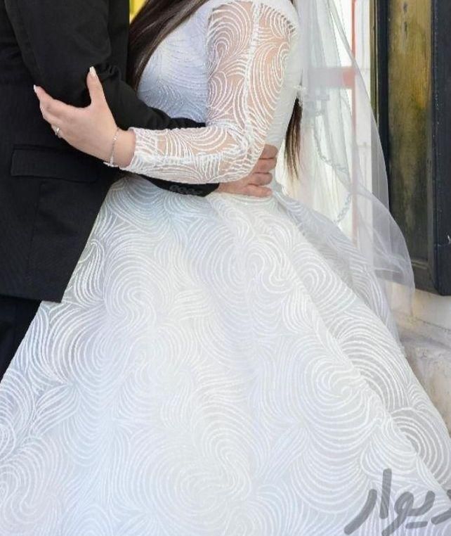 لباس عروس|لباس|بومهن, |دیوار