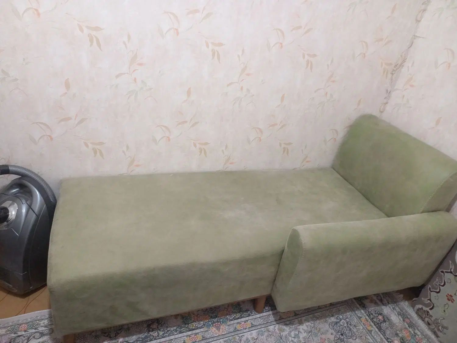 یک کاناپه راحتی سفارشی|مبلمان خانگی و میز عسلی|مشهد, گلشور|دیوار
