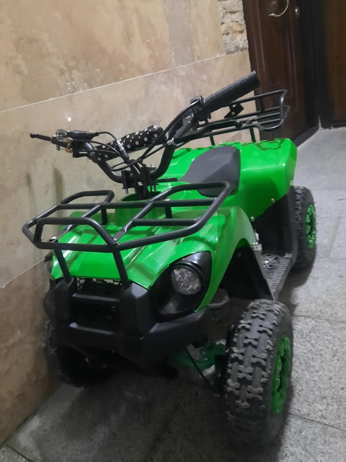 موتور ۴چرخ مناسب بازی کودک|اسباببازی|رودهن, |دیوار