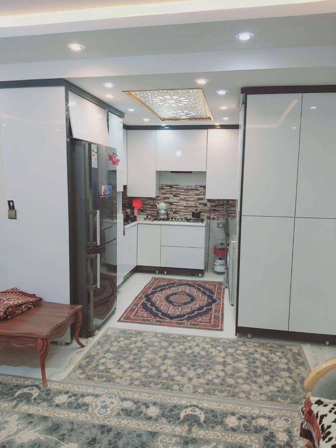 فروش آپارتمان ۸۵ متری ۲ خوابه در انتهای رازی|فروش آپارتمان|شاهین‌شهر, حافظ جنوبی|دیوار