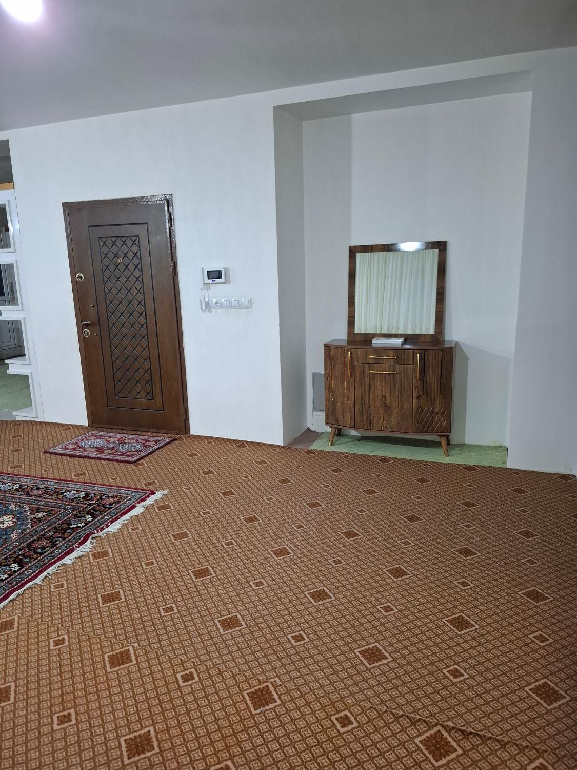 سوئیت دوخوابه و سه خوابه نوساز( دلباز )در مرکز شهر|اجارهٔ کوتاه‌مدت آپارتمان و سوئیت|اردبیل, |دیوار