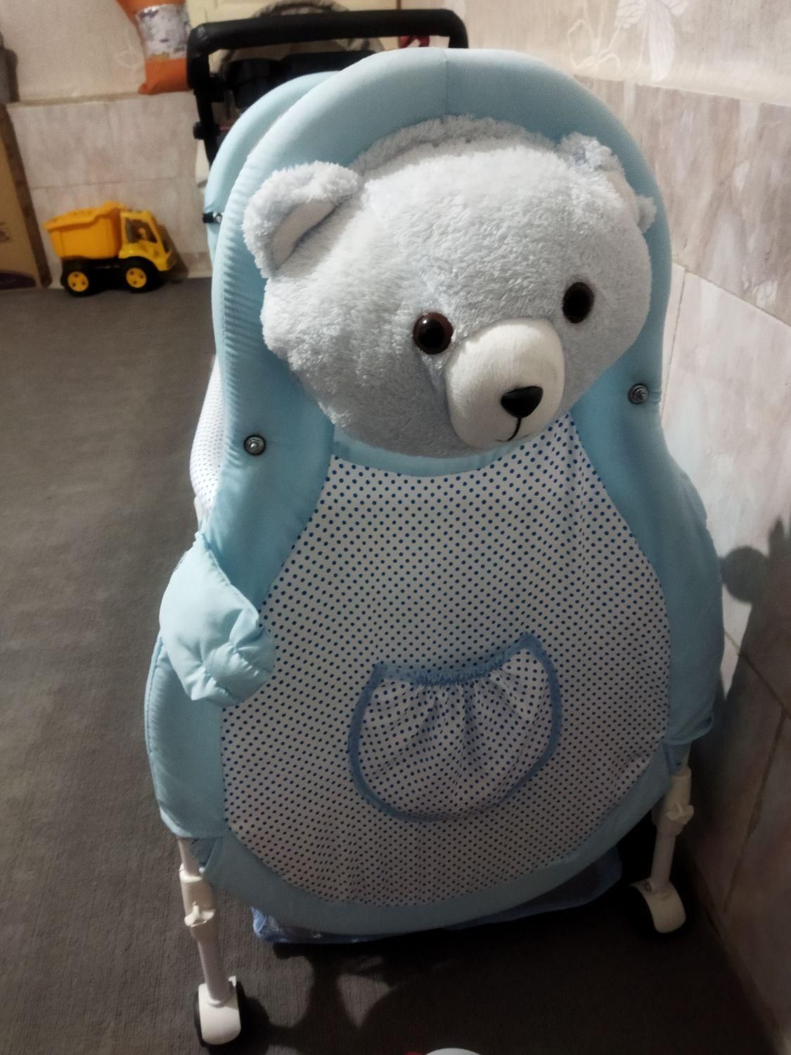 گهواره عروسکی|تخت و صندلی بچه|پاکدشت, خاتون آباد|دیوار