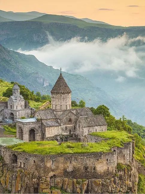 تور پنج روزه ارمنستان|تور و چارتر|تهران, آذربایجان|دیوار
