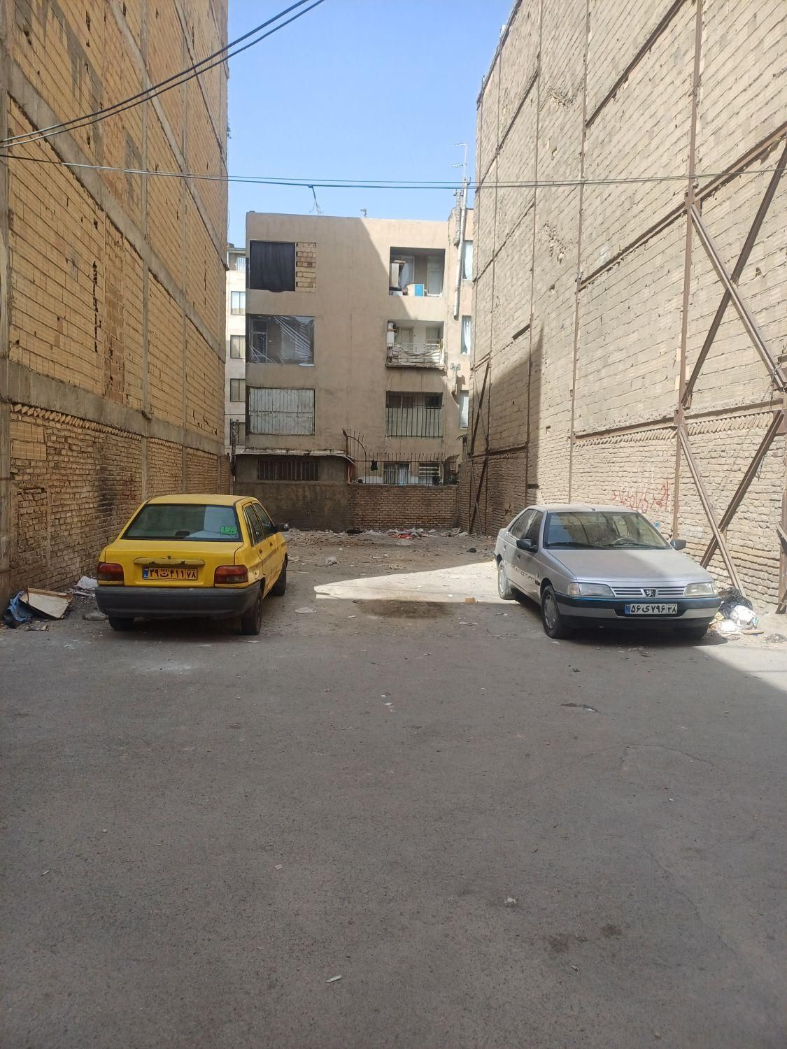 فروش زمین 180 متری میثم 3 نیلوفر 6 املاک نیکان|فروش زمین و ملک کلنگی|کرج, خرمدشت|دیوار