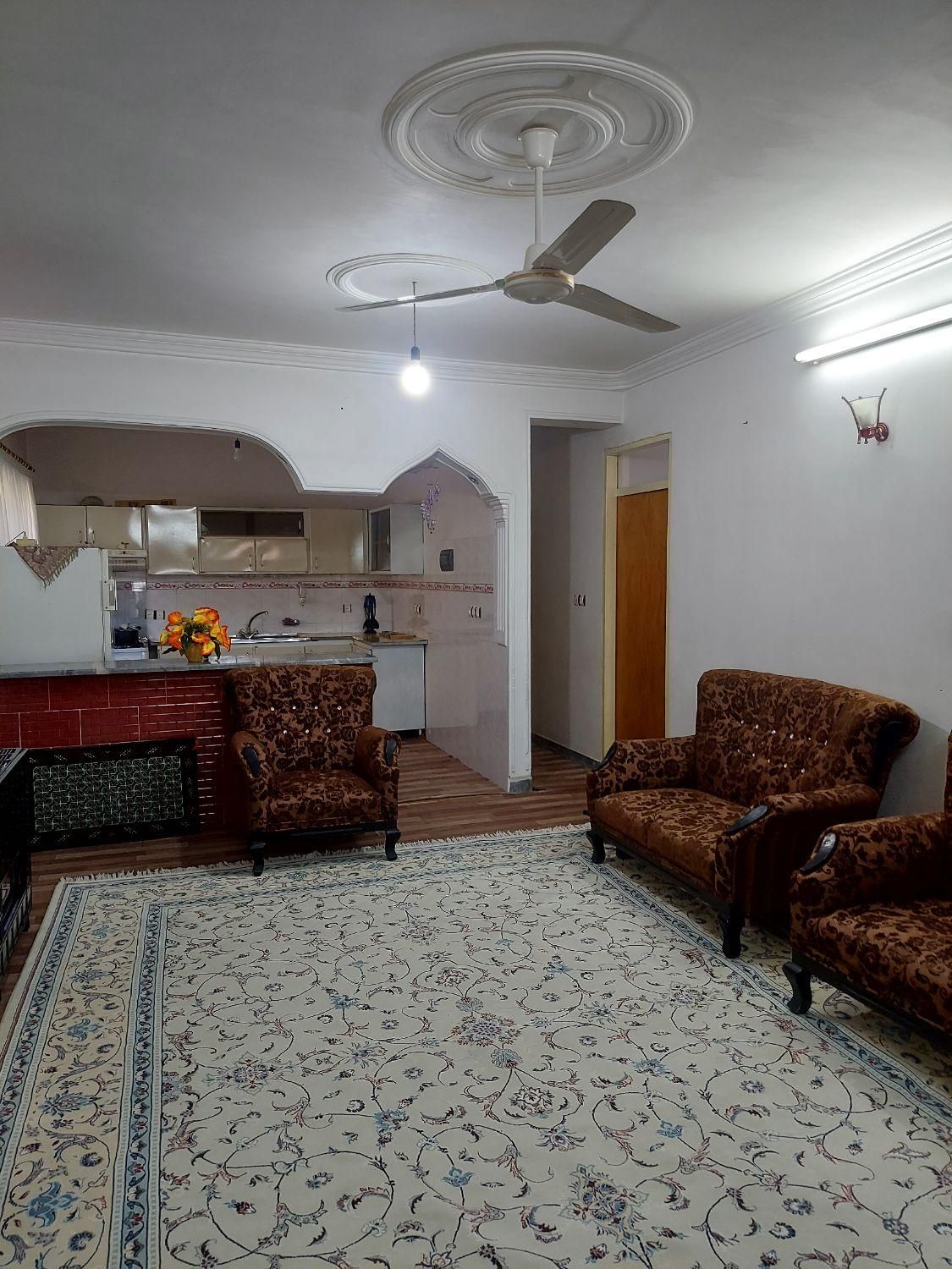 ویلا دوخوابه ورودی سه هزار|اجارهٔ کوتاهمدت ویلا و باغ|تنکابن, |دیوار