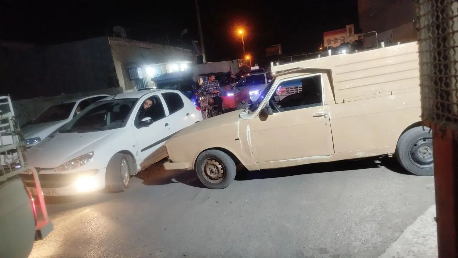 حمل بار با وانت از الشتر ب تمام نقاط کشور|خدمات حمل و نقل|الشتر, |دیوار