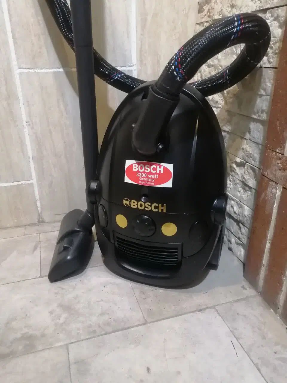 جاروبرقی بوش اصل آلمان۳۳۰۰وات درحدنو پرقدرت سالم|جاروبرقی، جارو شارژی، بخارشو|تهران, بریانک|دیوار