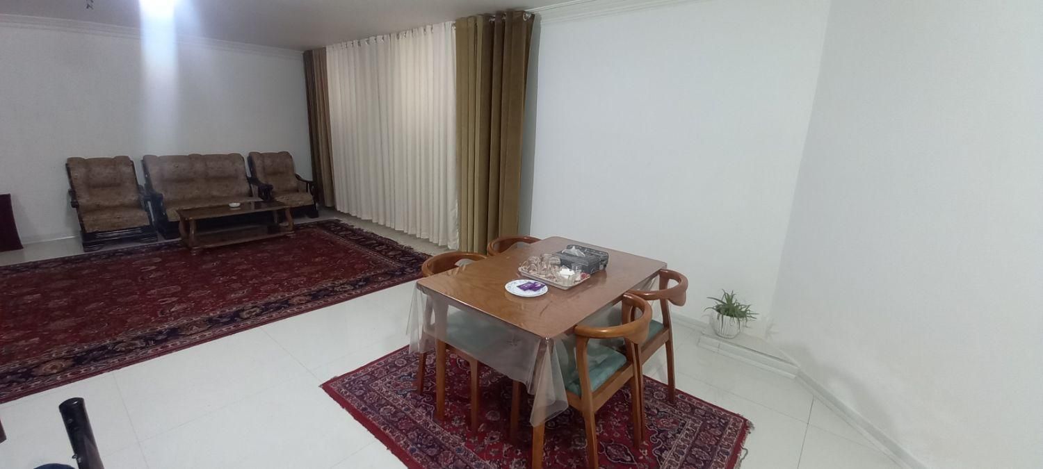 واحدمبله بسیارتمیزونوسازدرسمنان|اجارهٔ کوتاه‌مدت آپارتمان و سوئیت|سمنان, |دیوار