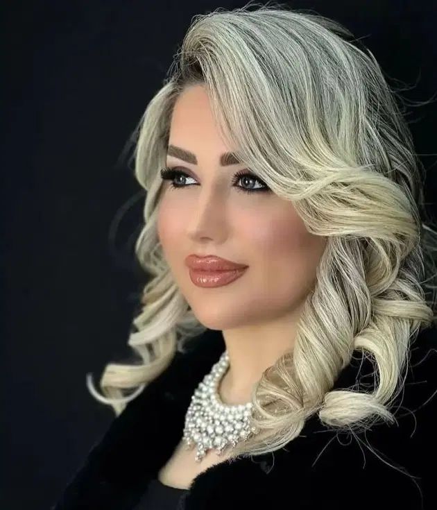 میکاپ و شینیون عروس و محفلی با تخفیف ویژه|خدمات آرایشگری و زیبایی|اصفهان, وحید|دیوار