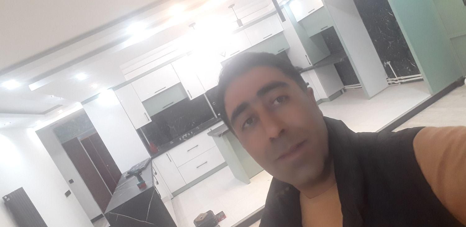 کابینت و کمد دیواری تختخواب|خدمات پیشه و مهارت|آبیک, |دیوار