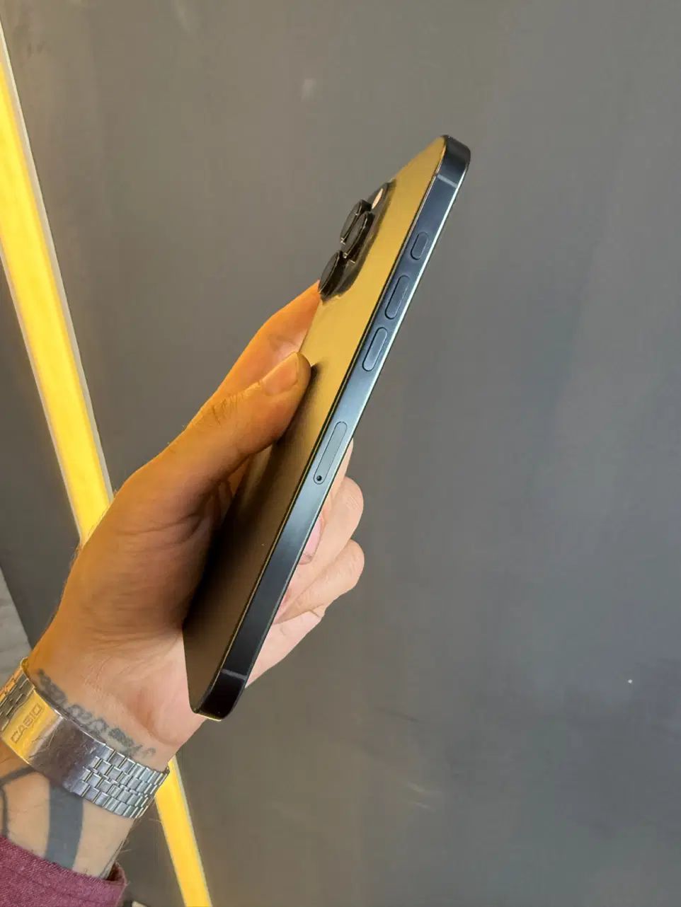 اپل iPhone 16 Pro Max با حافظهٔ ۲۵۶ گیگابایت|موبایل|تهران, عباس‌آباد|دیوار
