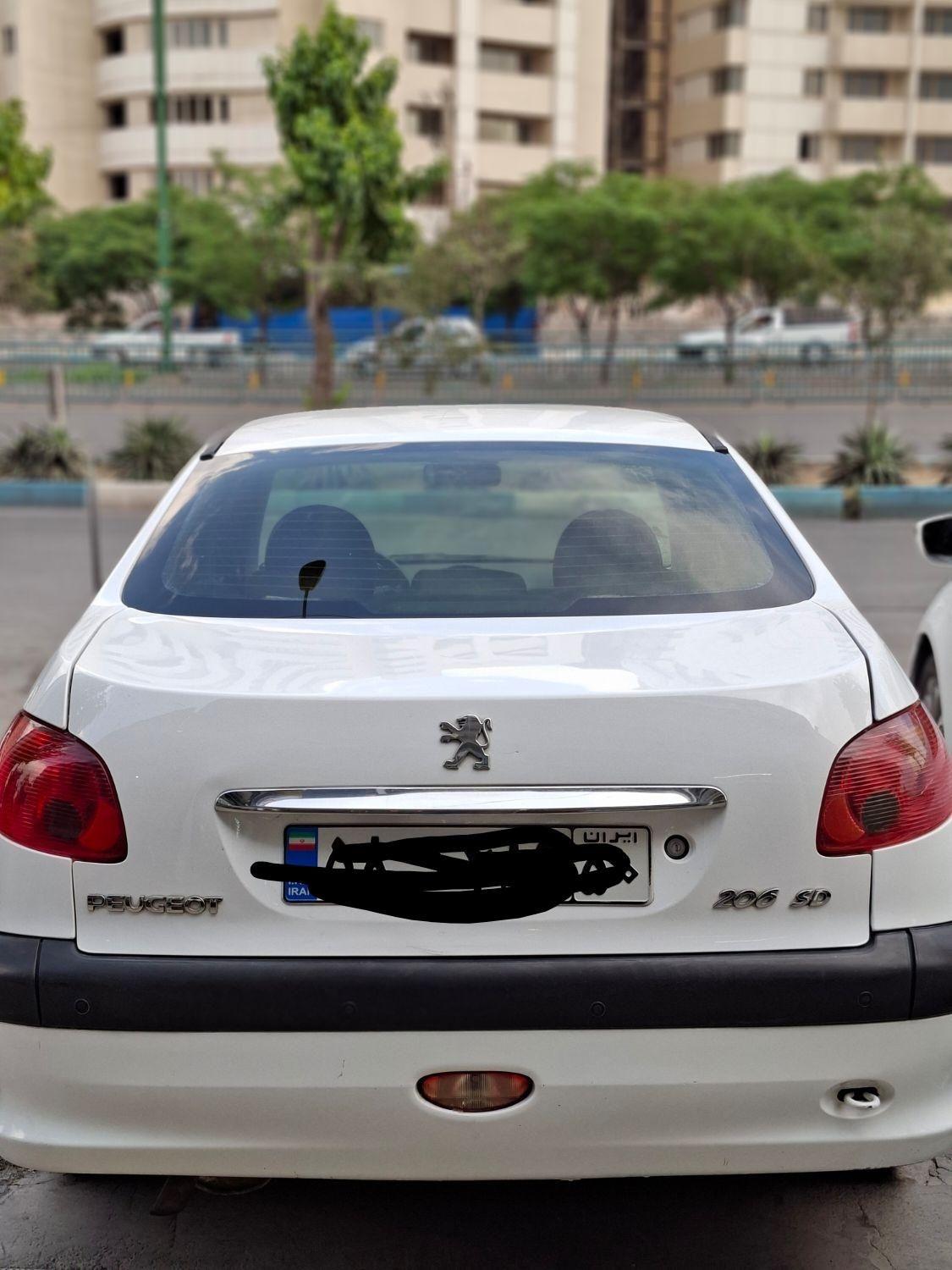 ۲۰۶sd صندوق دار v8|خودرو سواری و وانت|اصفهان, کوی گلزار|دیوار