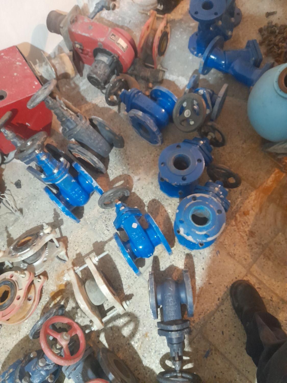 شیر فلکه چدنی و صافی و یکطرفه|مصالح و تجهیزات ساختمان|دامغان, |دیوار