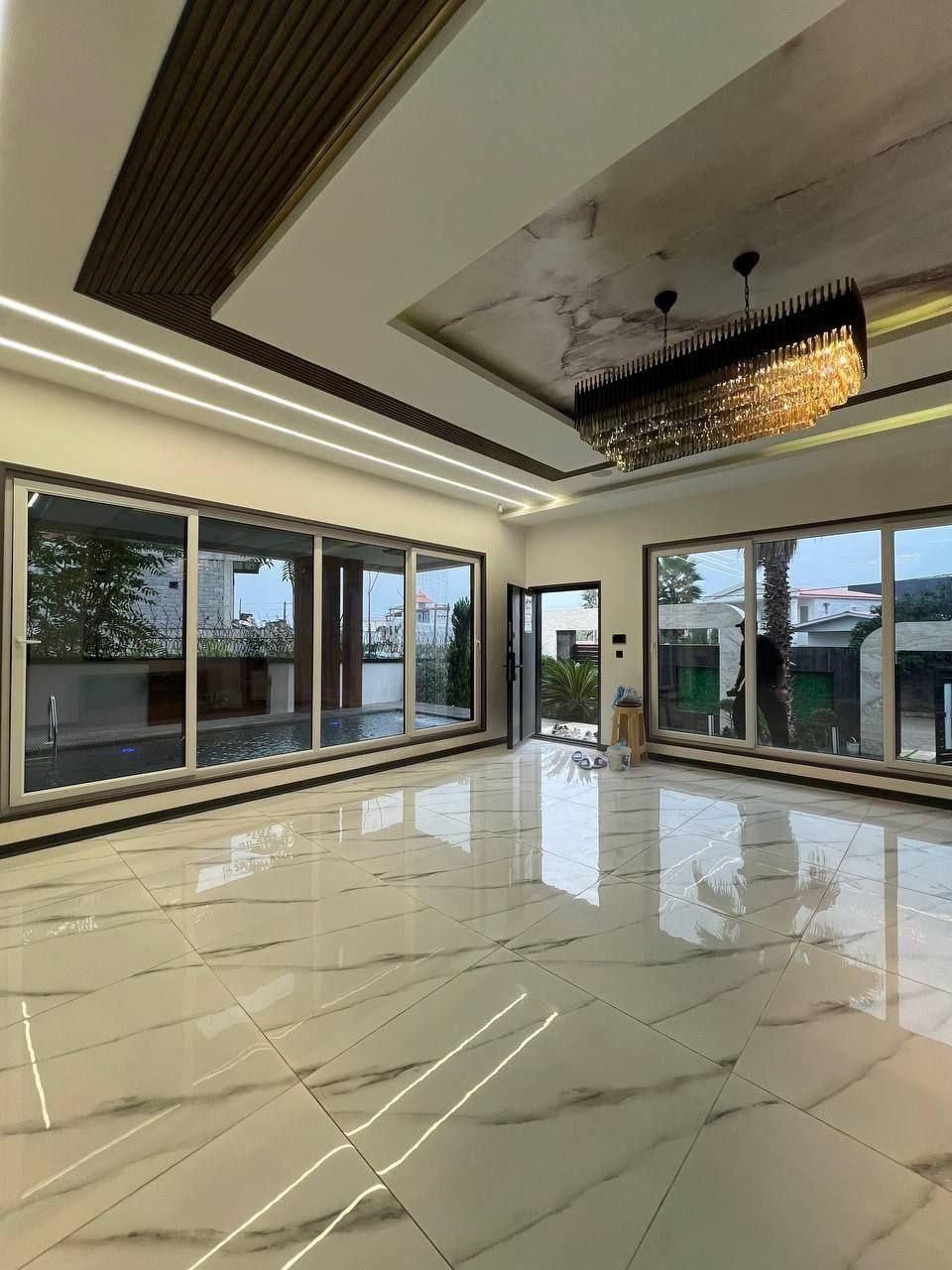 فروش ویلای استخردار/نما مدرن/سند تک برگ|فروش خانه و ویلا|رویان, |دیوار