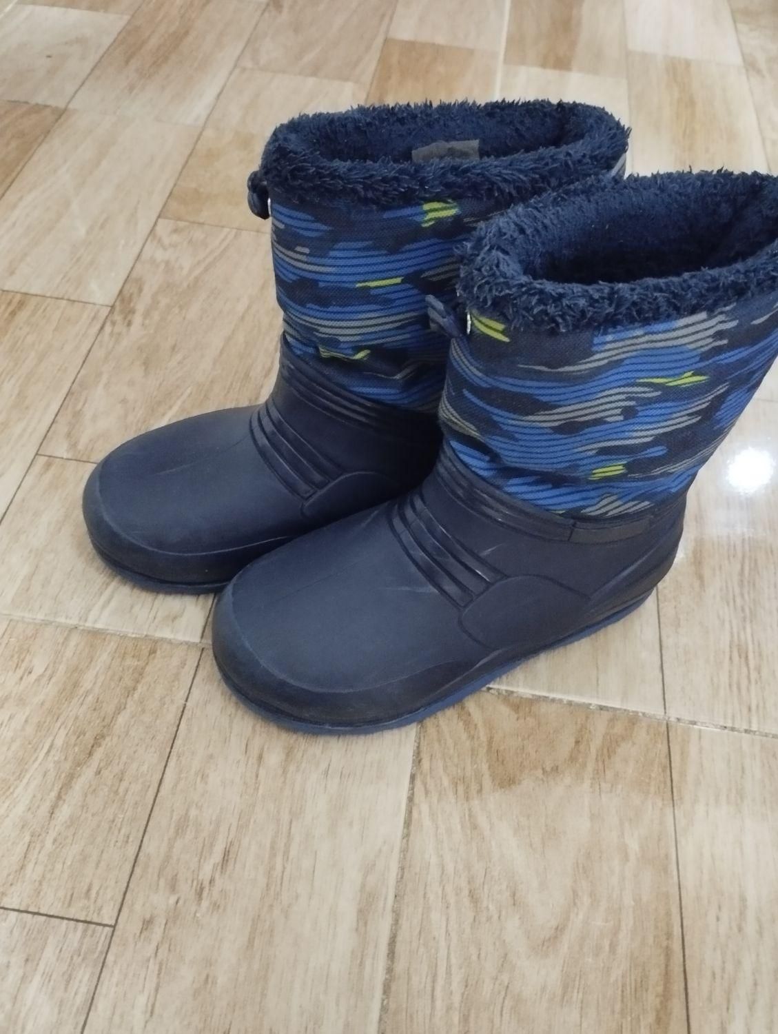 چکمه|کفش و لباس بچه|همدان, |دیوار