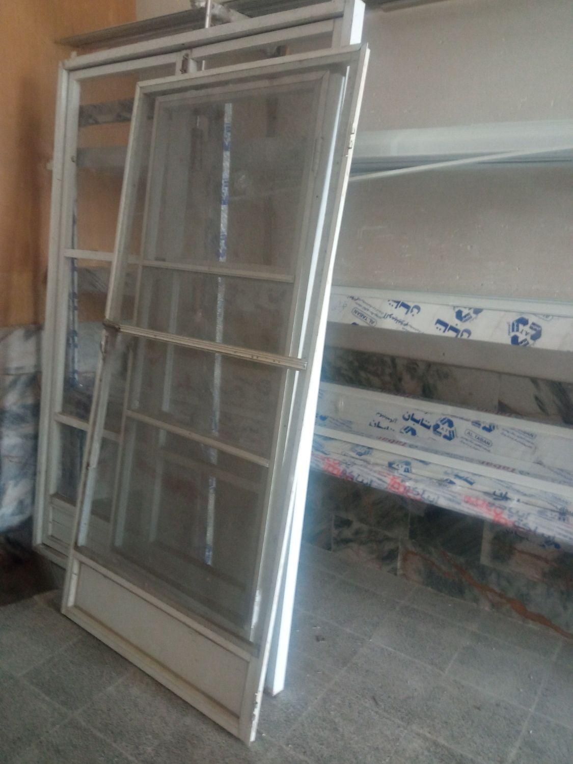 ساخت درب پنجره دو جداره الومینیم|خدمات پیشه و مهارت|گناباد, |دیوار