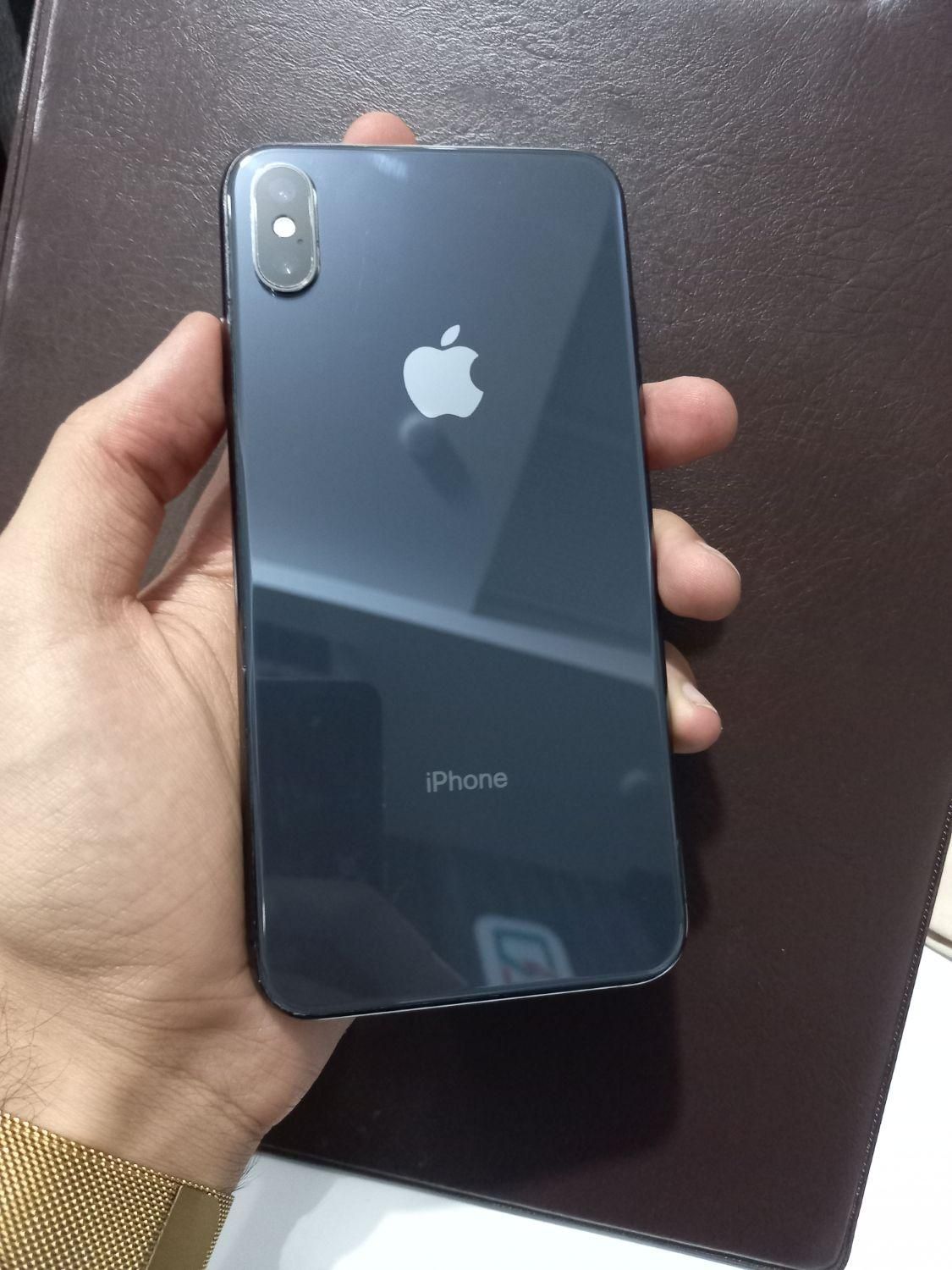 iphone Xs max آیینه مشکی|موبایل|اصفهان, مفتح|دیوار
