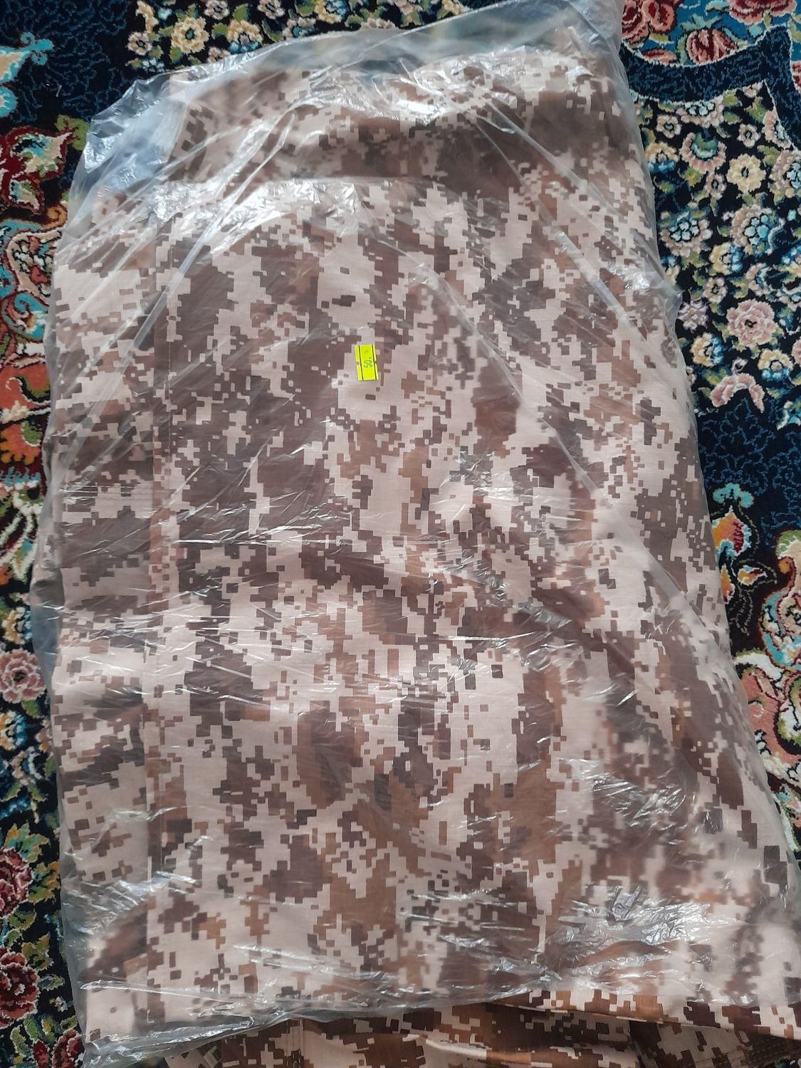 بلوزوشلواراستتارخاکی|لباس|رشت, فلسطین|دیوار