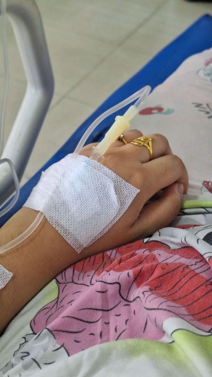 خدمات پرستاری(سرم تراپی،فصدخون،سونداژ درمنزل)|خدمات آرایشگری و زیبایی|تهران, فلسطین (میدان انقلاب)|دیوار