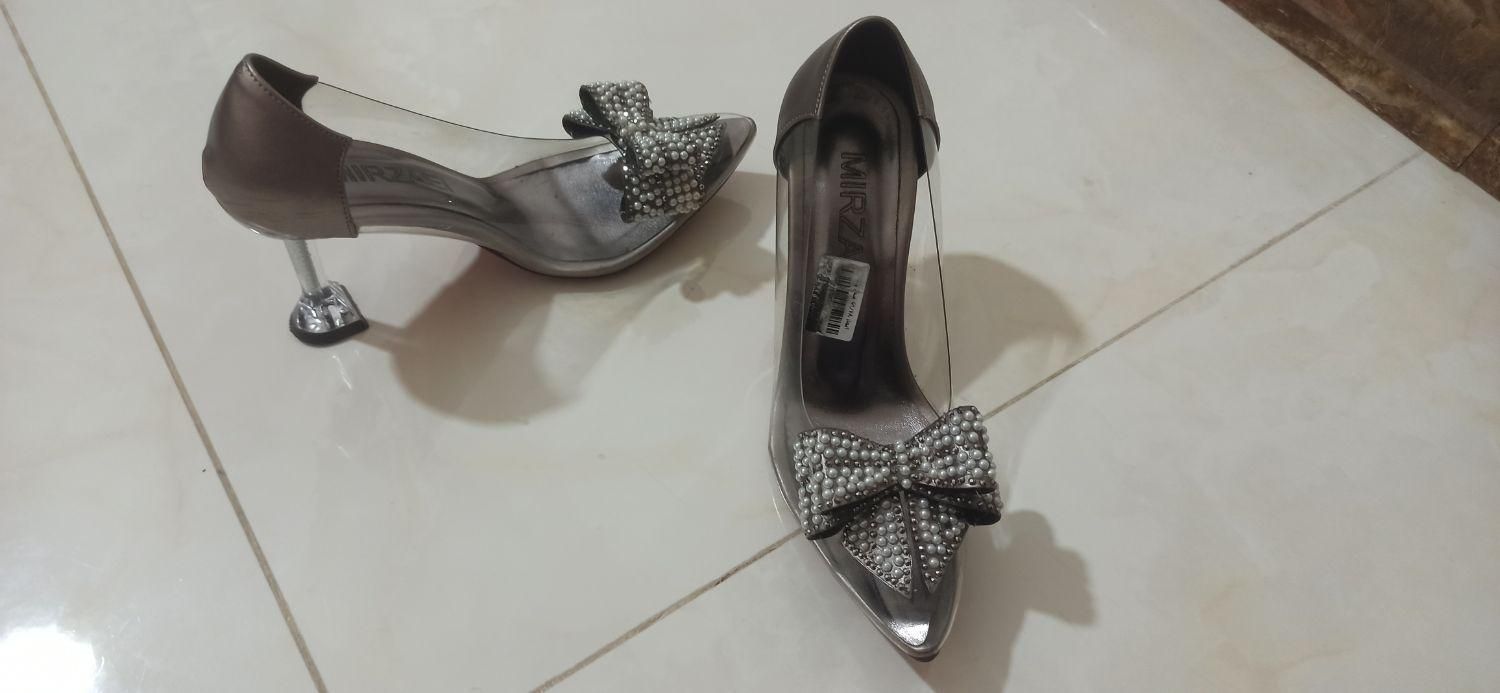 کفش مجلسی سایز ۳۸|کیف، کفش، کمربند|شاهین‌شهر, شهرک میلاد|دیوار