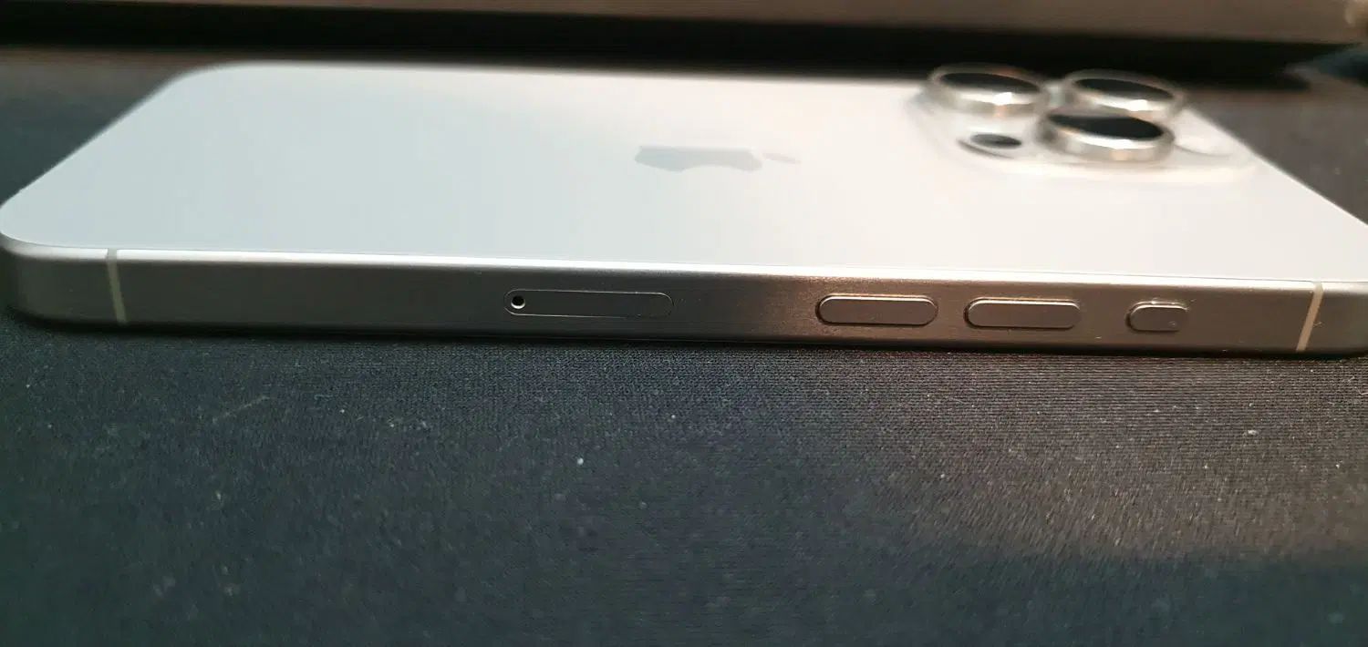 اپل iPhone 15 Pro با حافظهٔ ۲۵۶ گیگابایت|موبایل|اصفهان, جلفا|دیوار