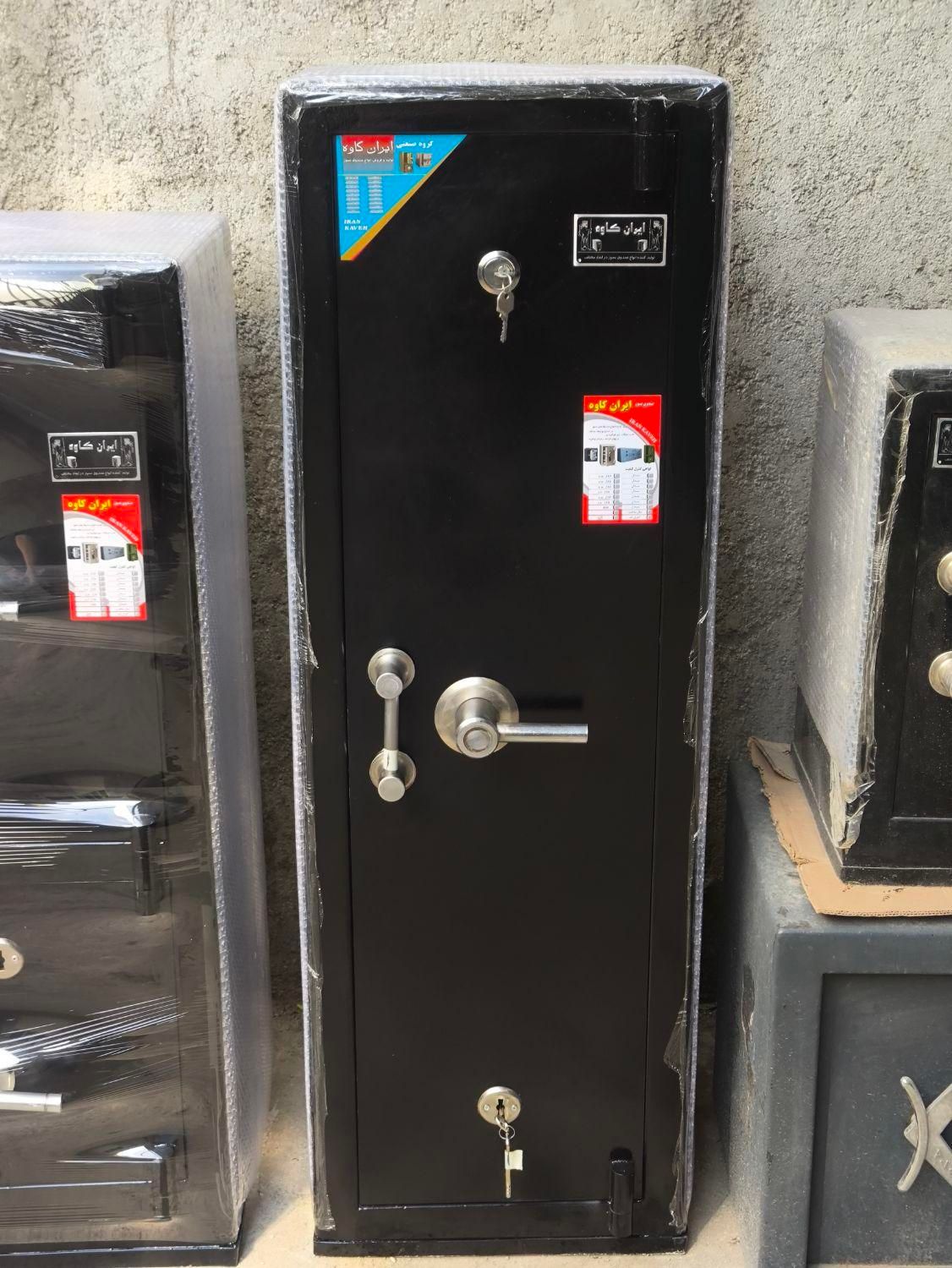 گاوصندوق جای اصلحه درحدنو ارتفاع 140 گاو صندوق|ابزارآلات|تهران, اباذر|دیوار