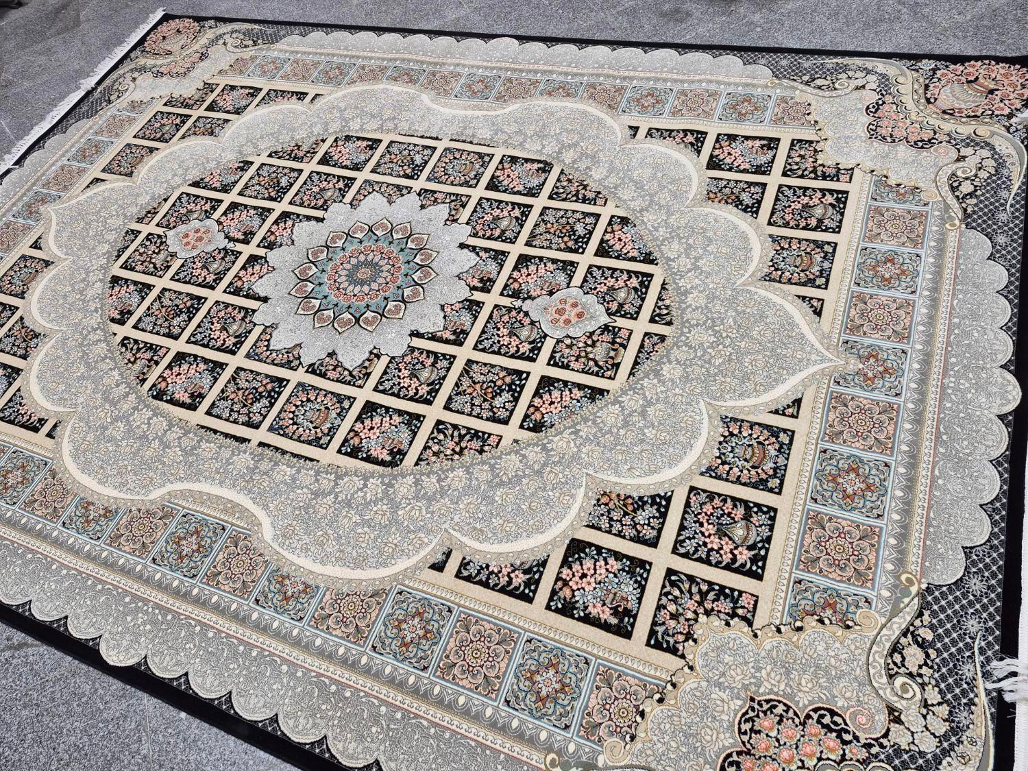 یک تخته ۹متری و یک تخته ۱ در۳ نوآکبند ۷۰۰ شانه|فرش|مشهد, امامیه (شهرک غرب)|دیوار