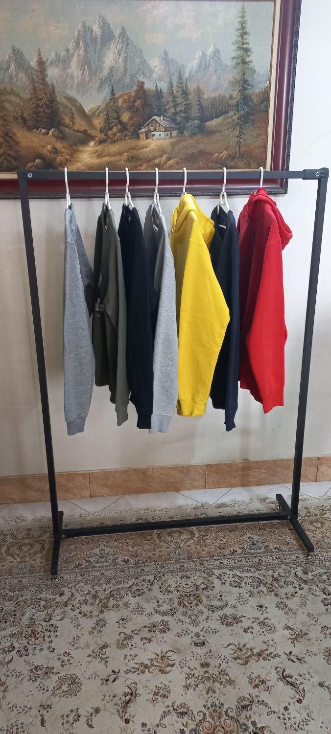 رگال لباس قوطی مشکی آویز پوشاک|بندرخت و رخت‌آویز|اصفهان, میرعماد|دیوار