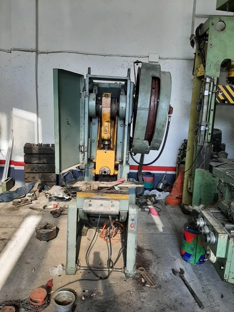 پرس ۲۵ تن روسی|ماشین‌آلات صنعتی|تهران, هفده شهریور|دیوار