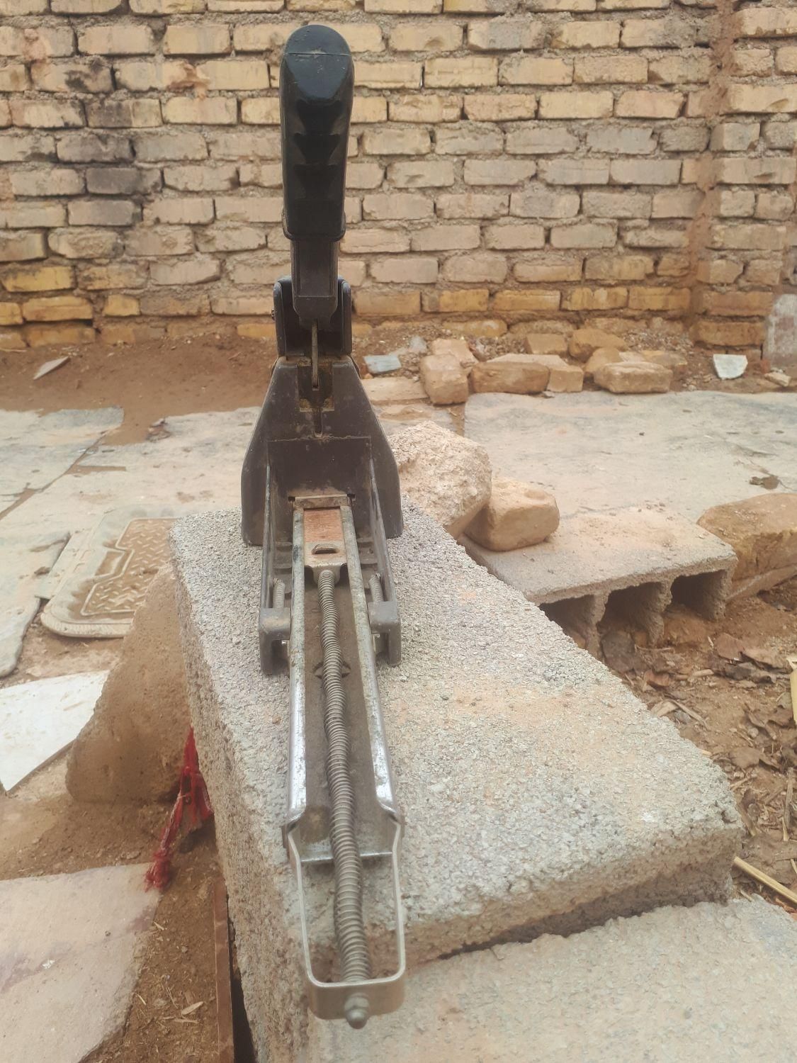 منگنه‌کوپ|ابزارآلات|اسفراین, |دیوار