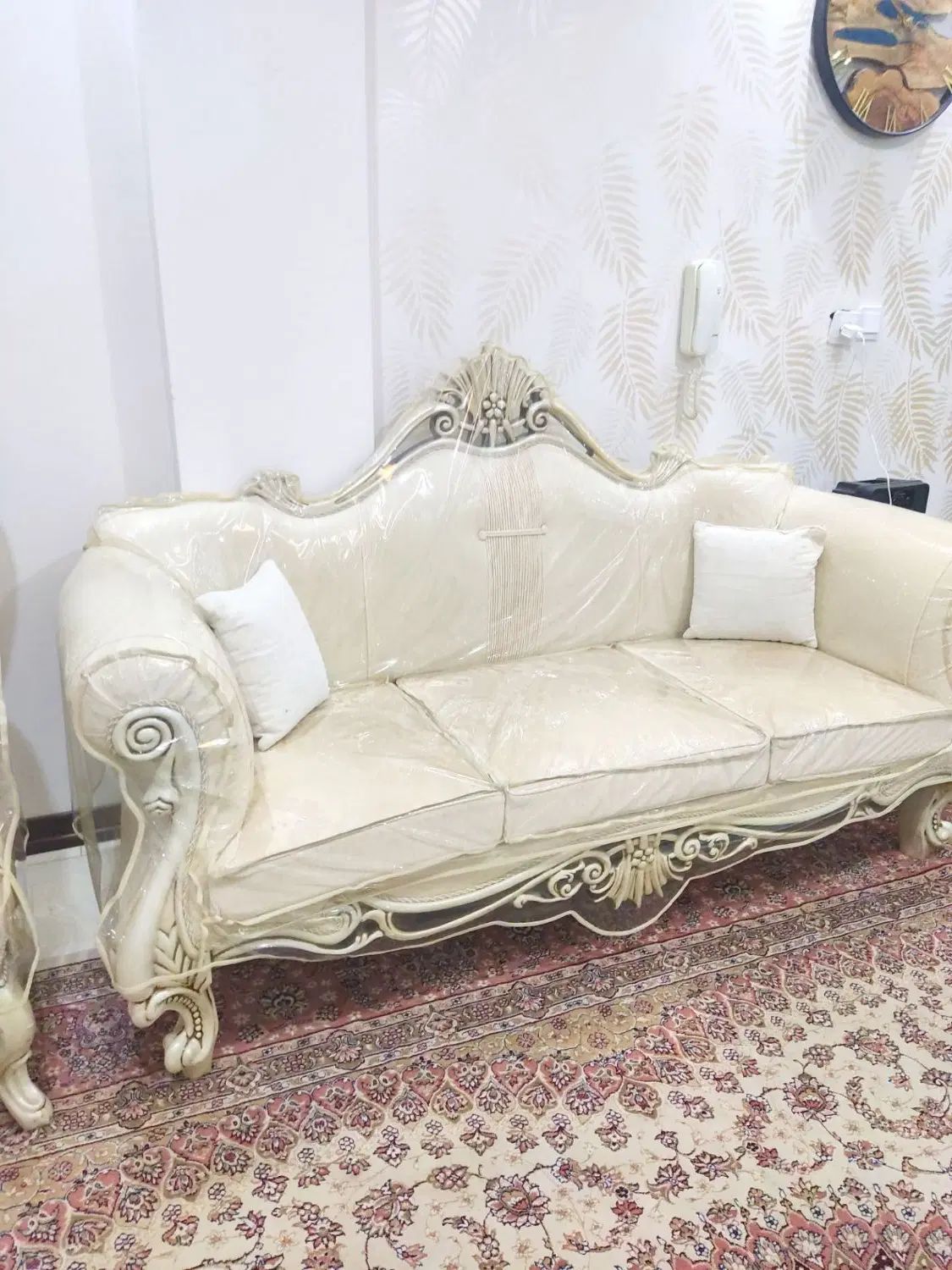 مبل کلاسیک|مبلمان خانگی و میز عسلی|اصفهان, باغ فدک|دیوار