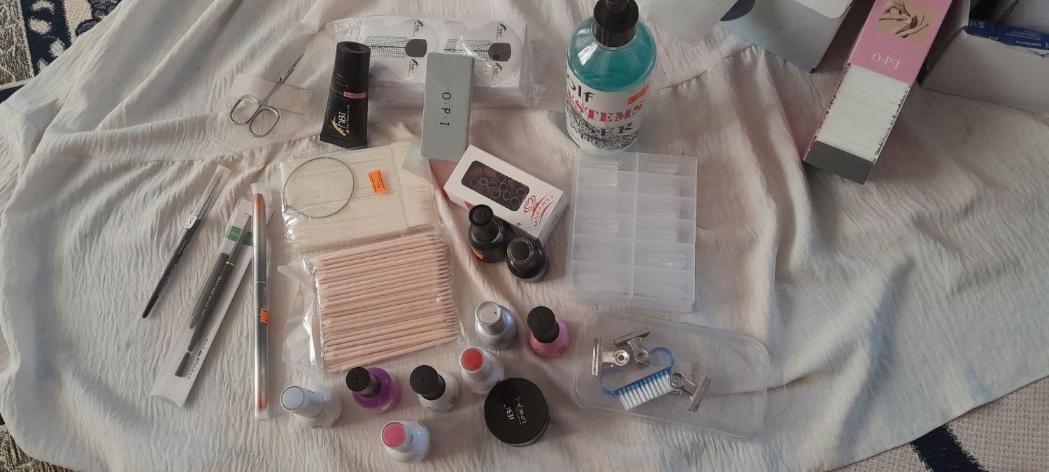 فروش دستگاه کاشت ناخن و وسایل کامل نو|آرایشی، بهداشتی، درمانی|فولادشهر, A2|دیوار