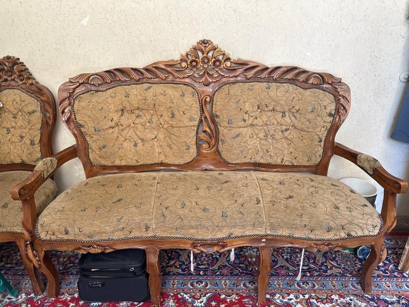 مبلمان سلطنتی چوبی قدیمی|مبلمان خانگی و میز عسلی|شیراز, کیان شهر|دیوار