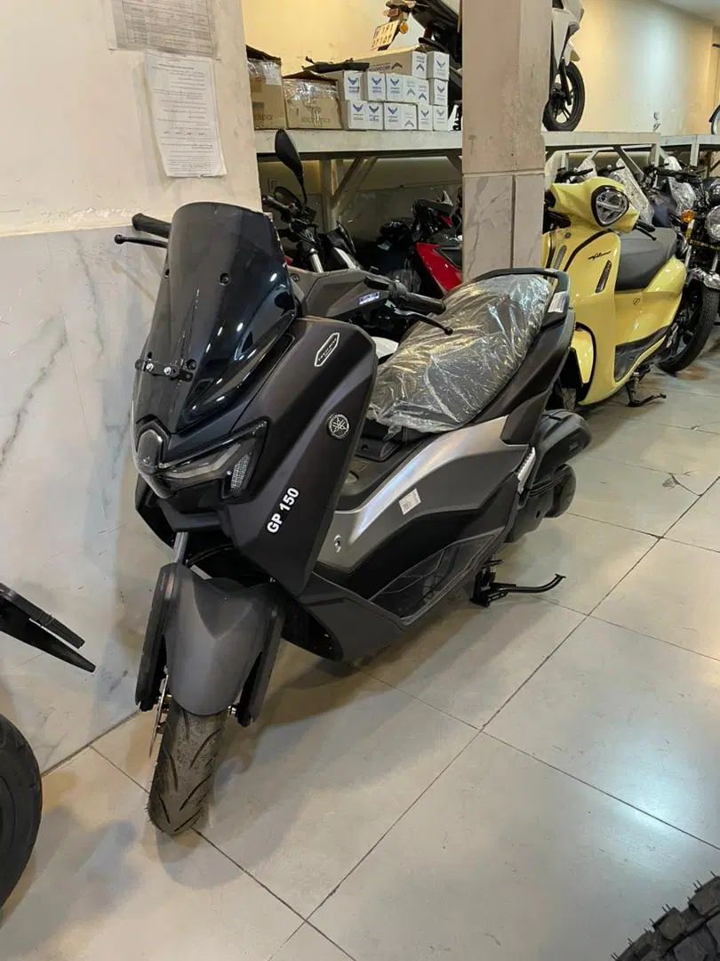 یاماها nmax 150 توربو صفر مدل ۱۴۰۴(یکساله)|موتورسیکلت|تهران, تهران‌نو|دیوار