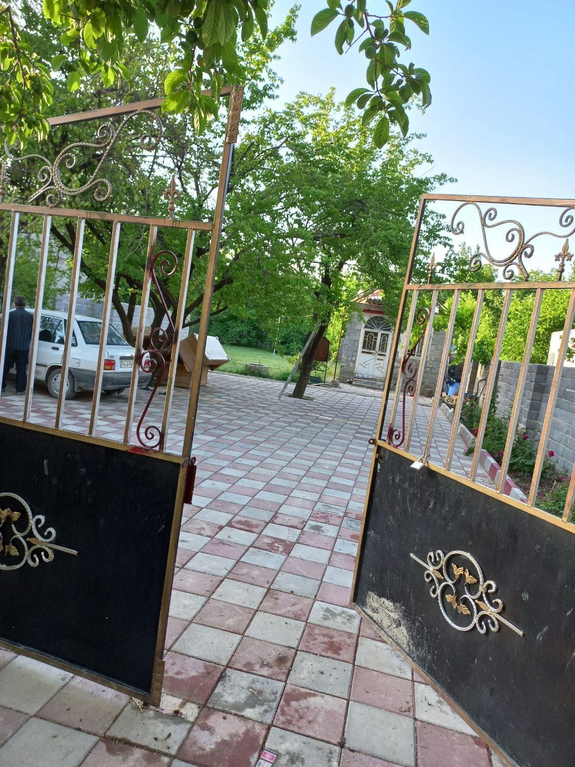 اجاره ویلا باغ با ویو گل و چمن|اجارهٔ کوتاه‌مدت ویلا و باغ|ارومیه, |دیوار