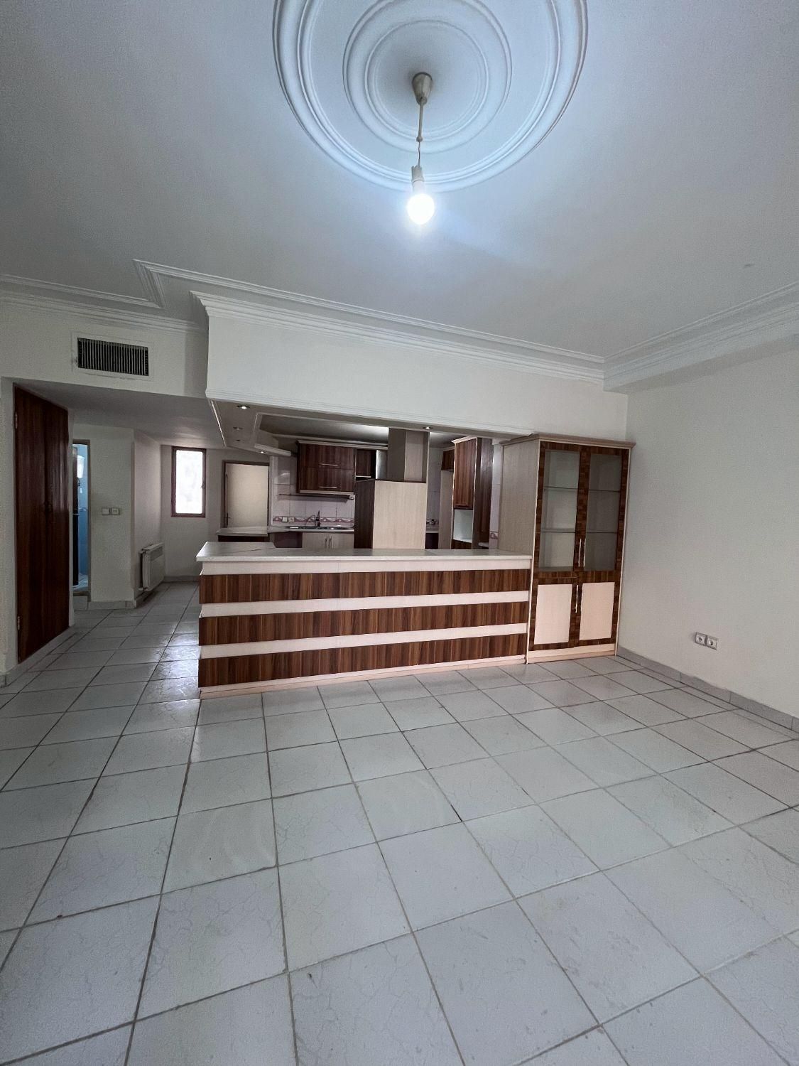 آپارتمان ۱۴۰ متری / پارکینگ / گلستانک|فروش آپارتمان|محمدشهر, محمدشهر|دیوار