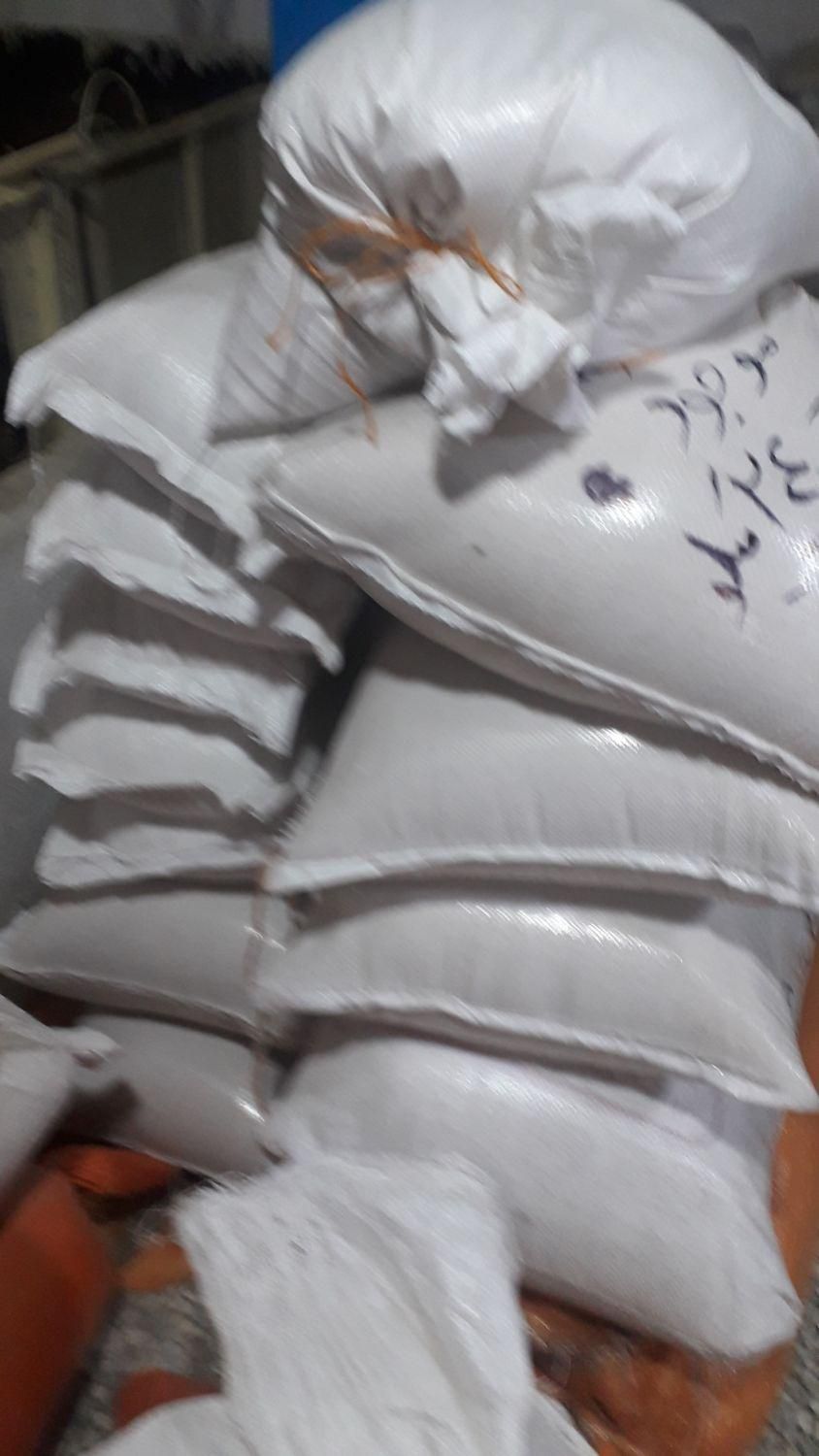 جذب نیرو یک نفر  در تولیدی برنج و چای ۲۳ میلیون|استخدام خدمات فروشگاه و رستوران|رشت, استقامت ۱|دیوار