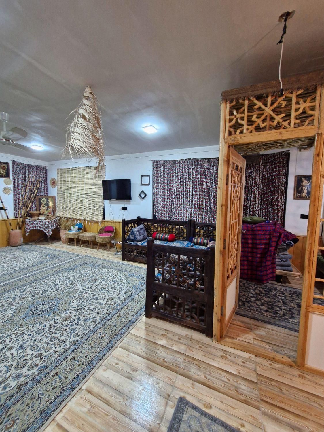 ویلا باغ سنتی|اجارهٔ کوتاه‌مدت ویلا و باغ|قرق, |دیوار