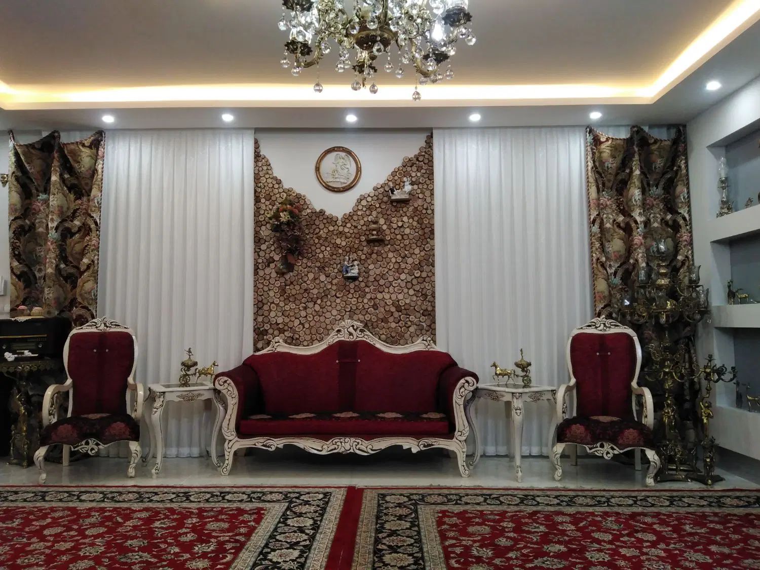 مبل 7نفره|مبلمان خانگی و میز عسلی|مشهد, باغ فراگرد|دیوار