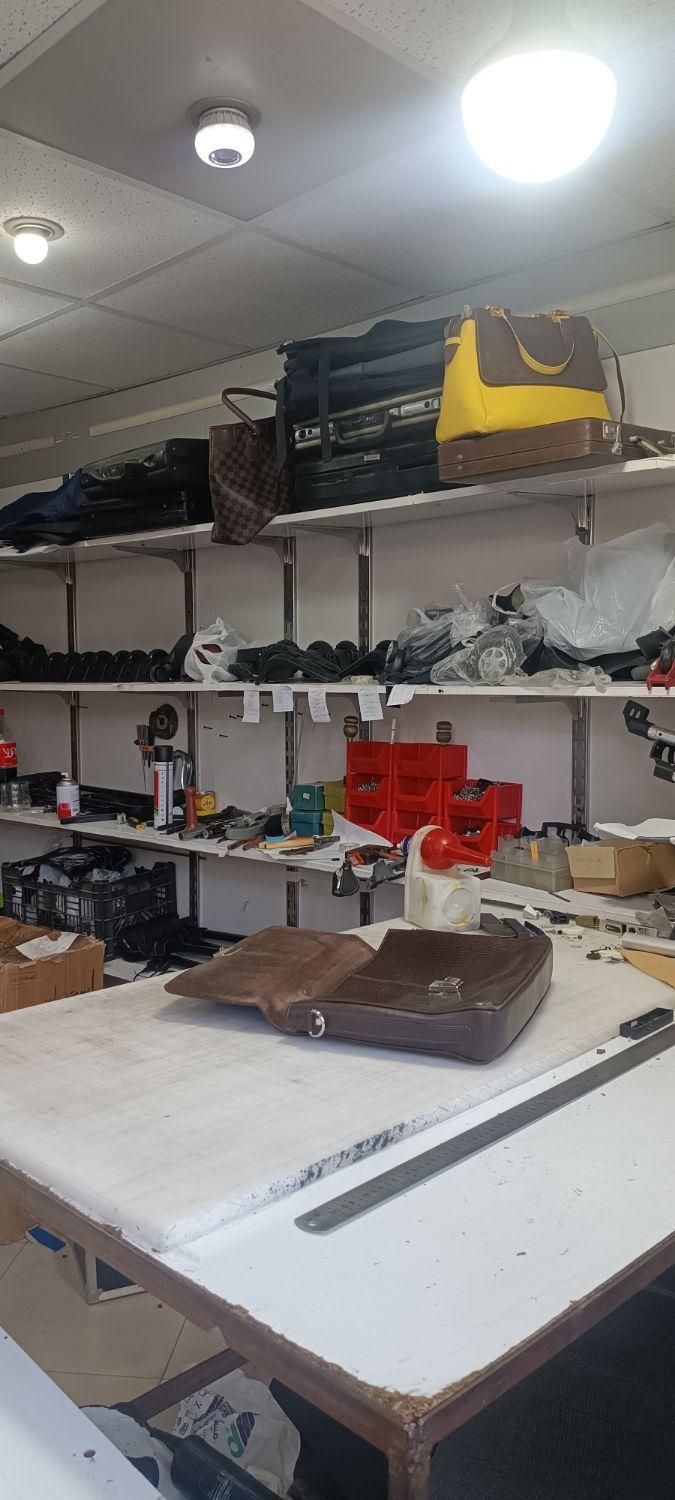 تعمیرات چمدان صندلی با پیک رایگان|خدمات پیشه و مهارت|مشهد, جنت|دیوار