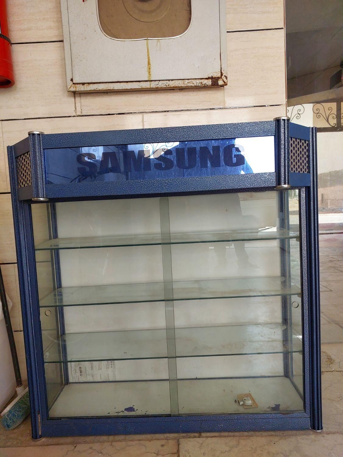 ویترین موبایل|بوفه، ویترین، کنسول|شاهین‌شهر, شهرک میلاد|دیوار