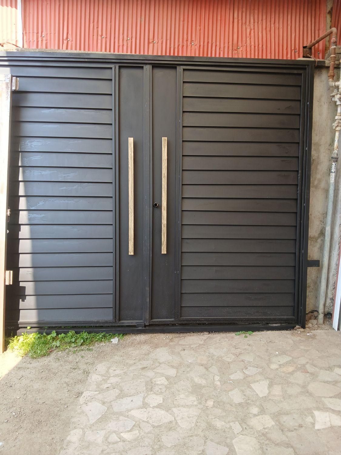 درب آهنی|مصالح و تجهیزات ساختمان|لاهیجان, بوجایه|دیوار