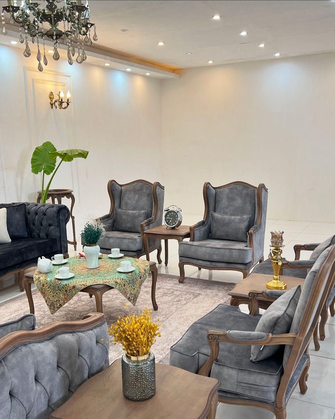 مبل کویین فرانسوی تئو|مبلمان خانگی و میز عسلی|مشکین‌دشت, |دیوار