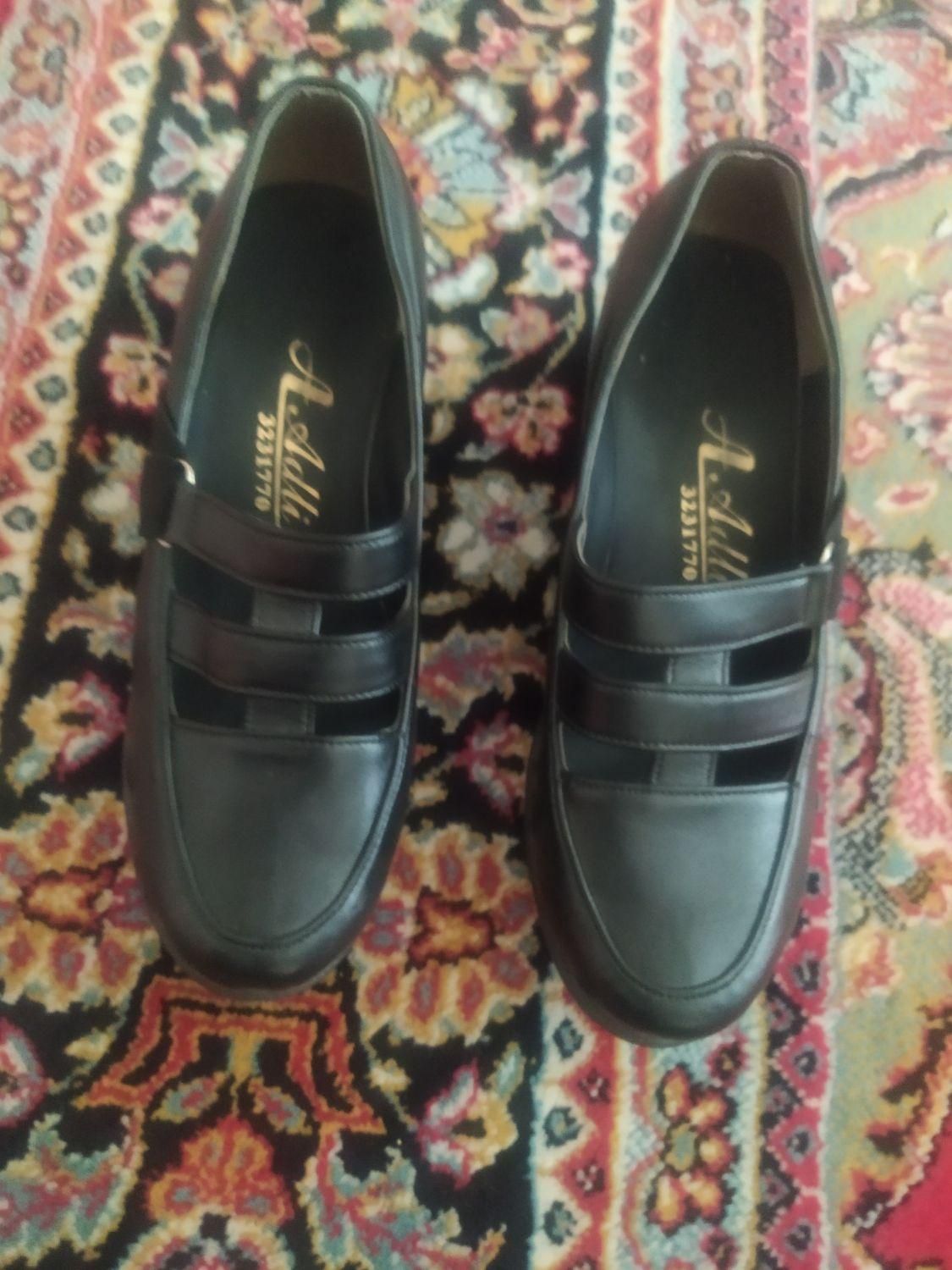 کفش طبی بسیار سبک وشیک|کیف، کفش، کمربند|زنجان, |دیوار