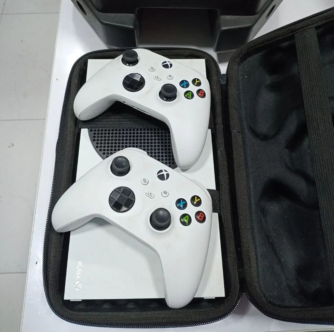 کنسول Xbox Series S دو دسته گارانتی بیمه شهرمبارکه|کنسول، بازی ویدئویی و آنلاین|اصفهان, بهارستان|دیوار