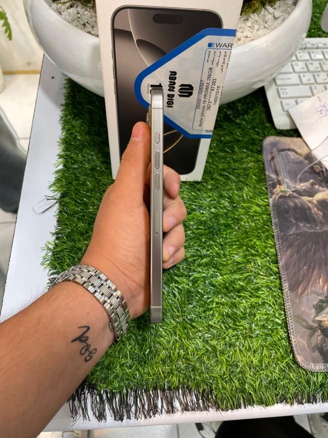 اپل iPhone 16 Pro Max با حافظهٔ ۲۵۶ گیگابایت|موبایل|کرج, کوی امامیه|دیوار