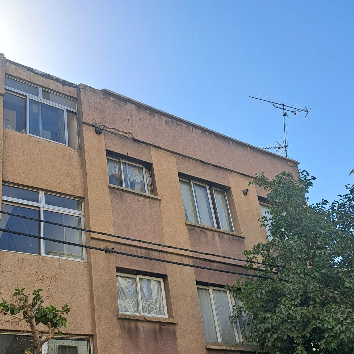 اپارتمان ۵۴ متری خیابان جمهوری خیابان زرین قدم|فروش آپارتمان|تهران, جمال‌زاده|دیوار